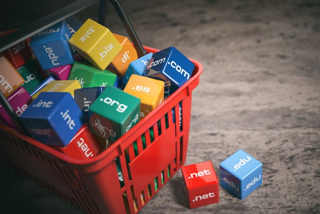 Cesta de compras com blocos coloridos com extensões de domínio